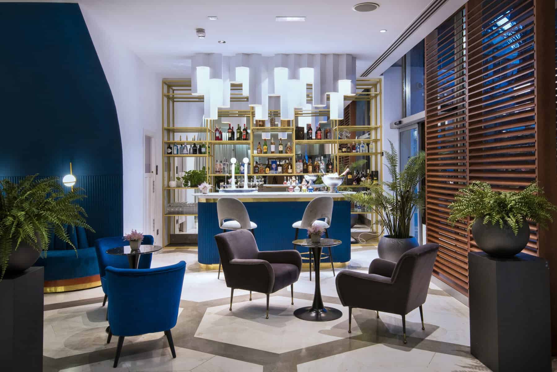 PRINCIPAL BAR ROYAL