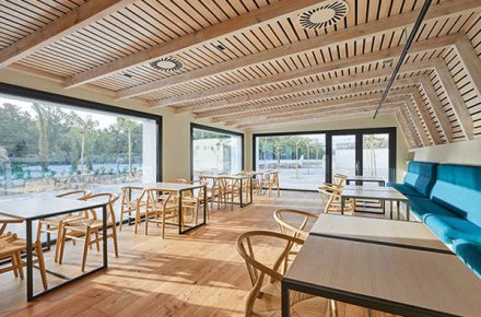 ventanas de ISO-CHEMIE en el primer Hotel Rural 4 estrellas ECCN de Andalucía