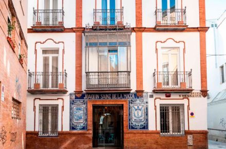 REQUENA Y PLAZA finaliza el nuevo Room007 en el corazón de Sevilla