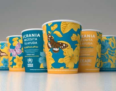 Edición especial de los vasos de café con motivo de la campaña #CaféPorLaPaz de Alliance Vending