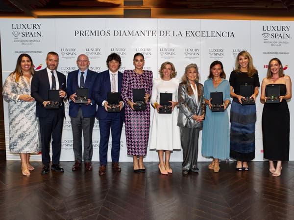 Foto de familia_Asociación Española del Lujo