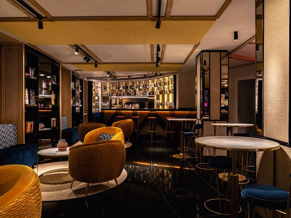 Restaurante LE BURLESQUE House Bar