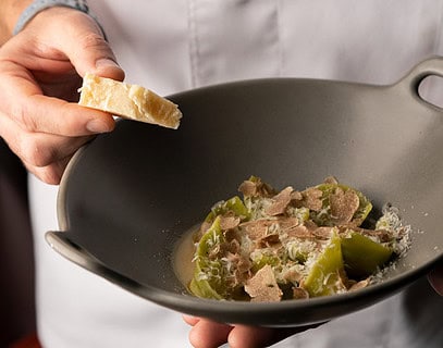 'Cappellacci Verdi, burro e Parmigiano Reggiano 24 Mesi’
