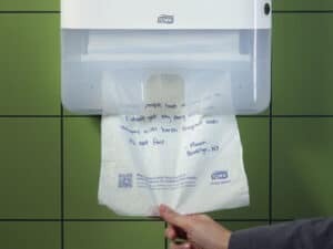 Tork impulsa la higiene inclusiva en aseos públicos