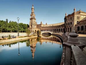 Hoteles históricos y sus historias fascinantes