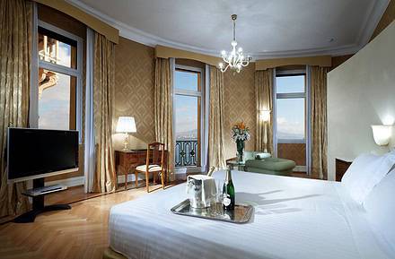 Eurostars Hotel Excelsior