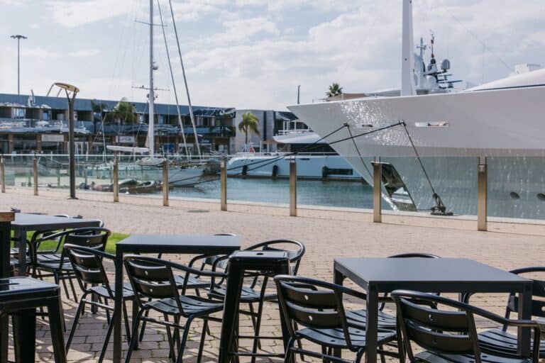 HARBOUR CLUB