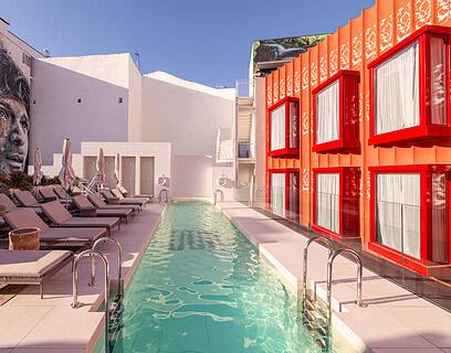 UMusic Hotel
