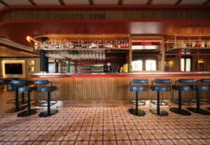 Fina Bar: Ilmiodesign revive los años 50 en Palma